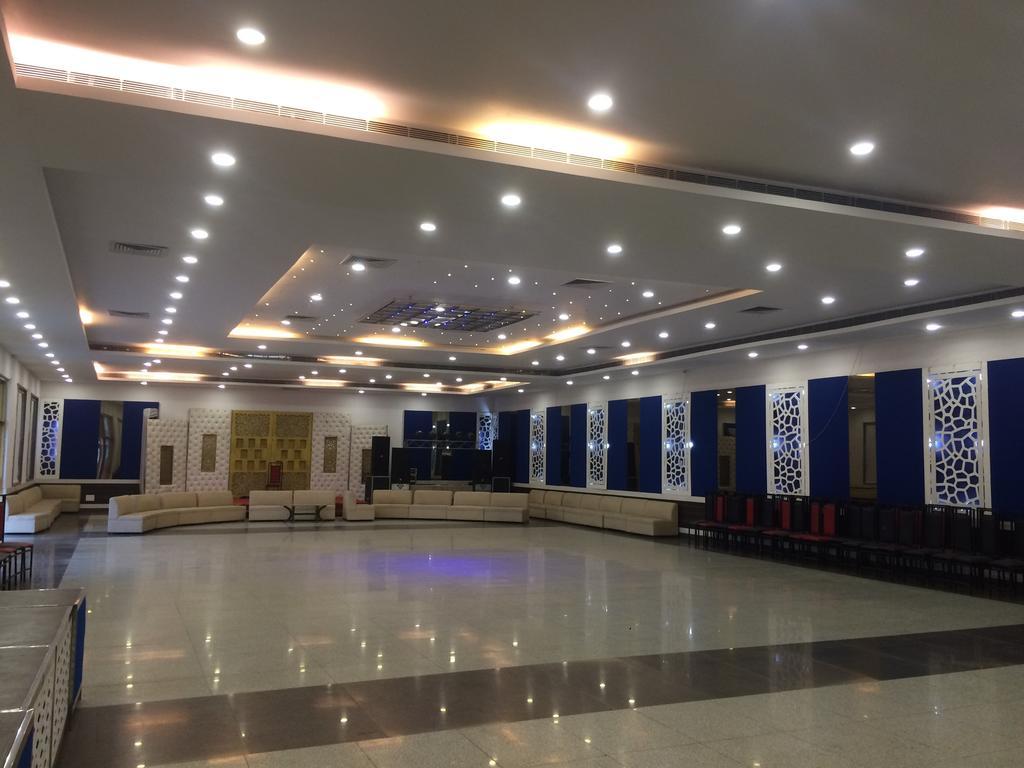 Grand Heritage Resort Greater Noida Exterior photo